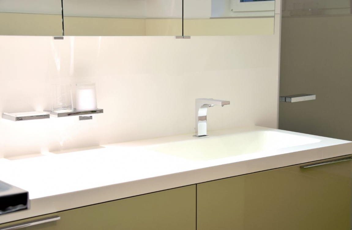 Rückwände in Oberfläche Pergamon